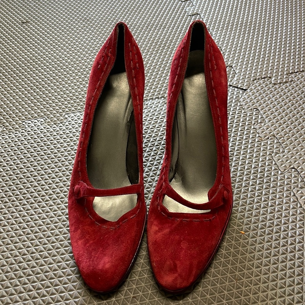 Suede heel 10M